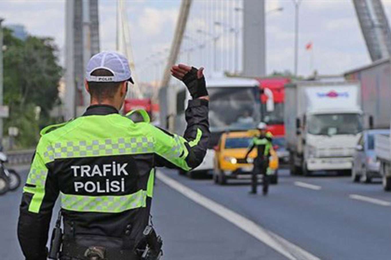 30 Ağustos nedeniyle İstanbul ve Ankara'da bazı yollar trafiğe kapanacak 30 Ağustos nedeniyle İstanbul ve Ankara'da bazı yollar trafiğe kapanacak